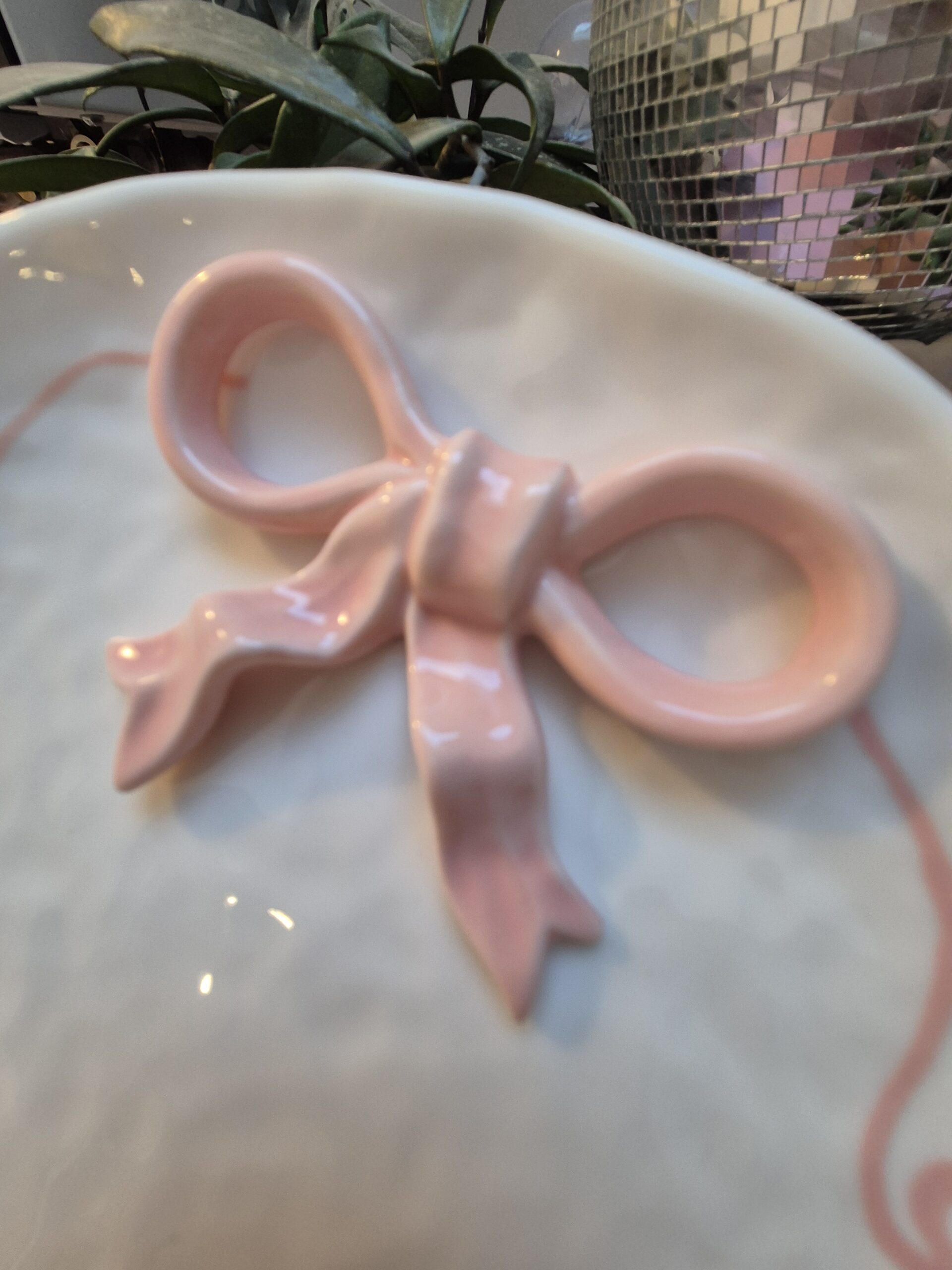 Bow ceramic plate - Hand painted Pink plate pottery ❤ - Image 3