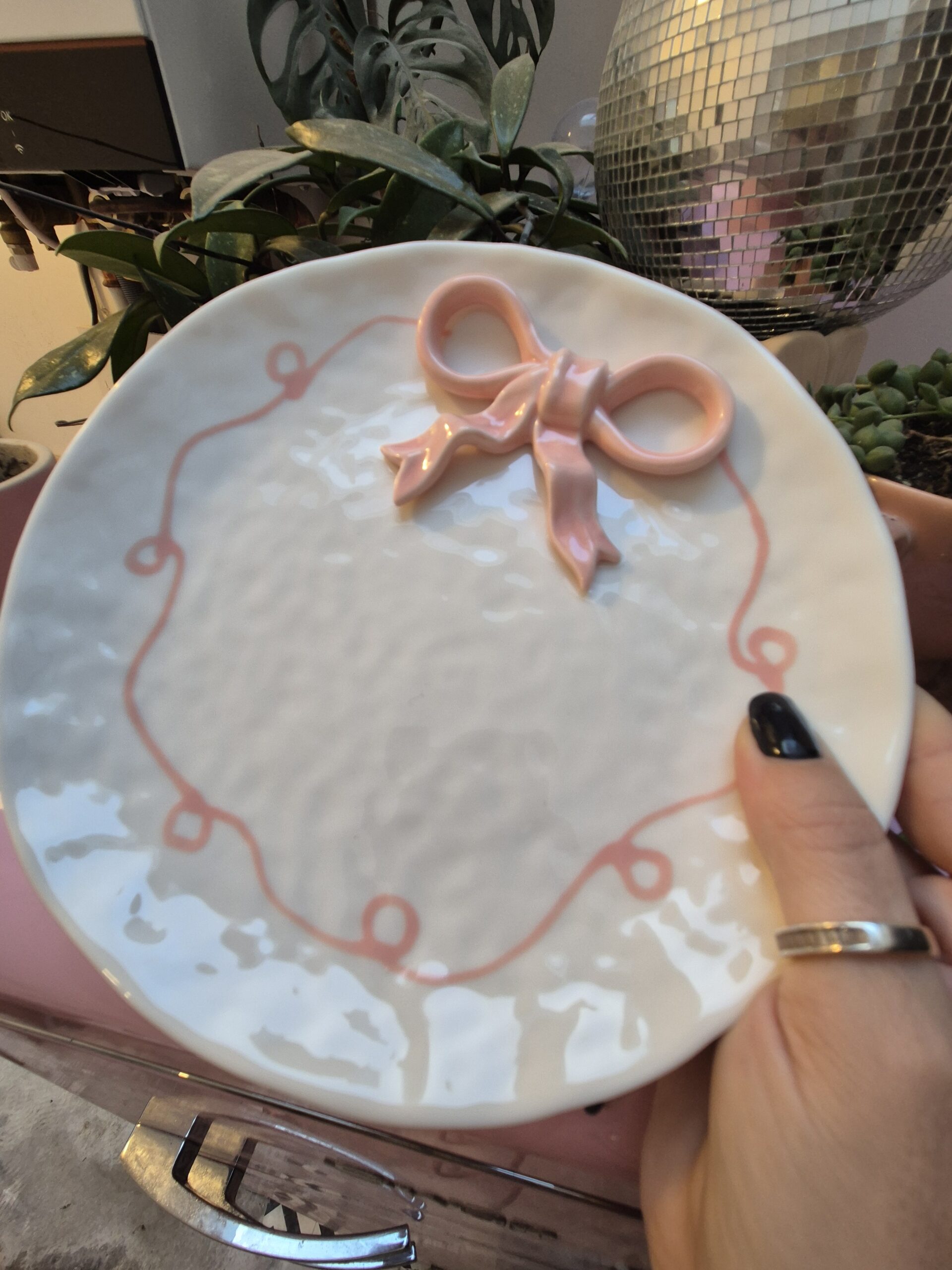 Bow ceramic plate - Hand painted Pink plate pottery ❤