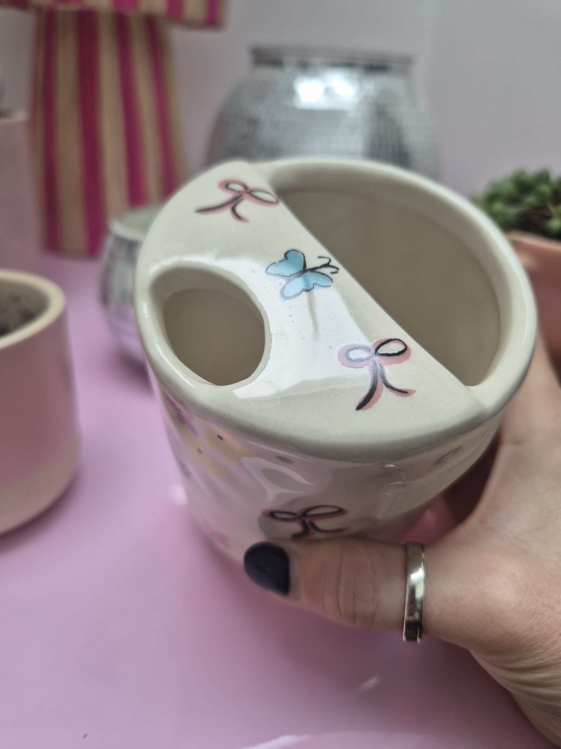 Ceramic takeaway mug with bows and butterflies | Reusable Travel ❤ - Image 7